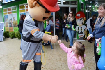 expo16_2.jpg
