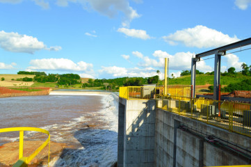 Enchimento_do_lago_18.jpg