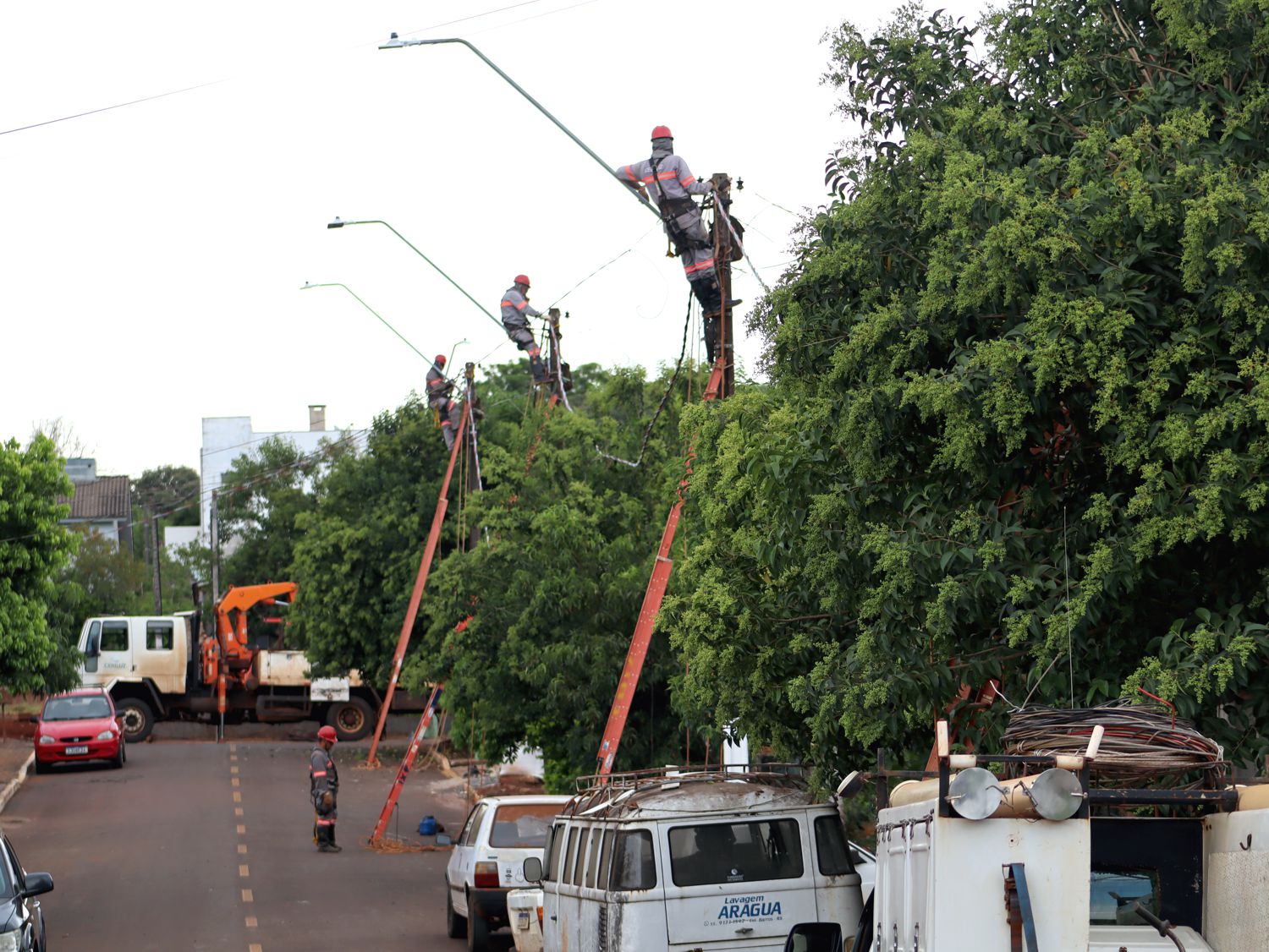 MELHORIA TÉCNICA NA REDE ELÉTRICA ATENDE DEMANDA LOCAL EM CORONEL BARROS